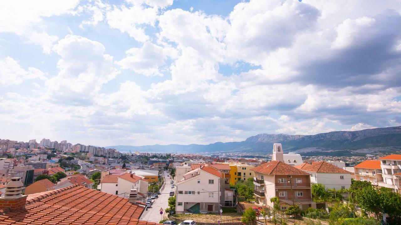 Marli - Split Apartment Bagian luar foto