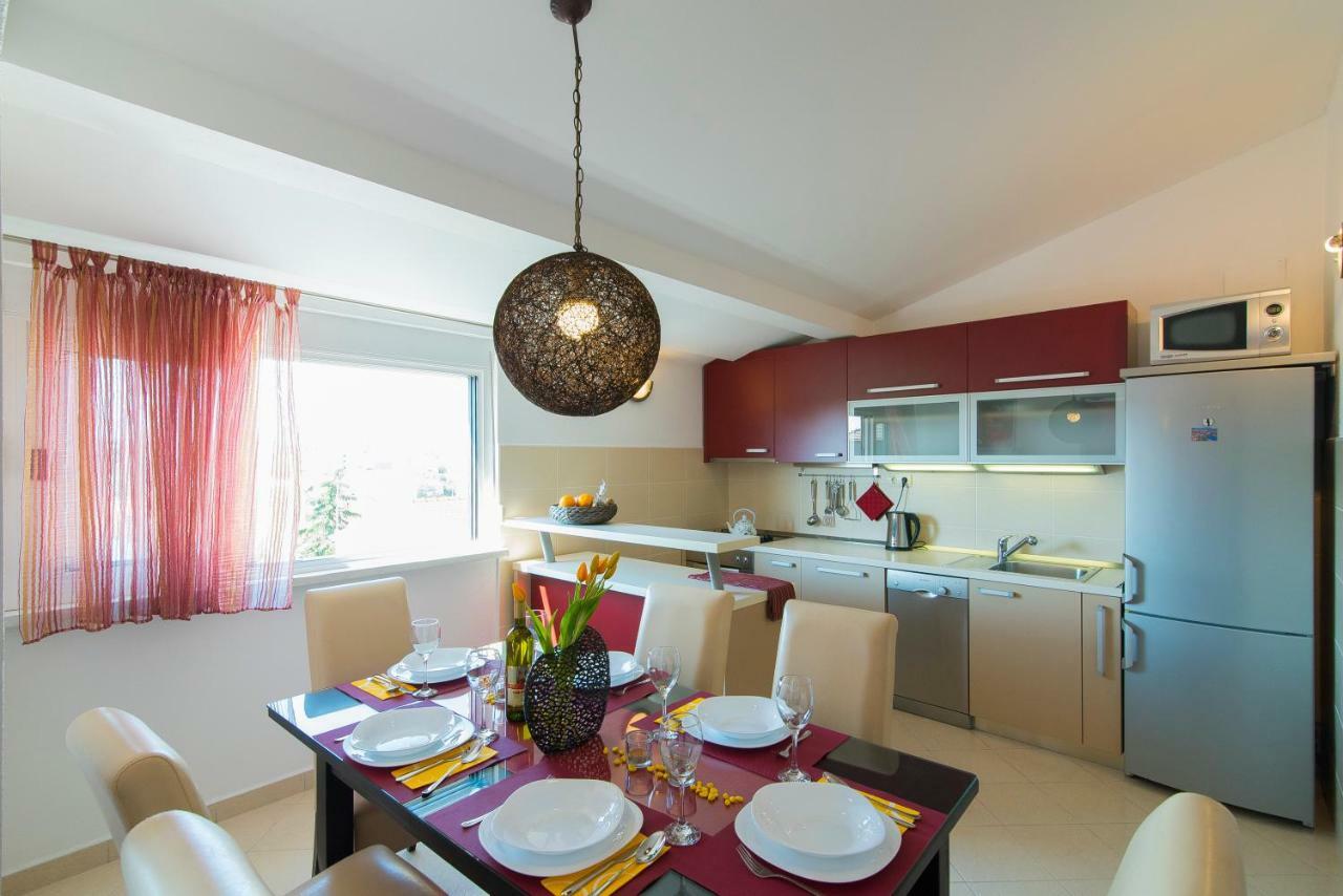 Marli - Split Apartment Bagian luar foto